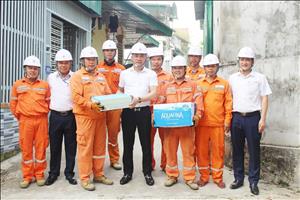 Công đoàn PC Hà Tĩnh: Chăm lo tốt cho người lao động, đóng góp tích cực cho hoạt động sản xuất kinh doanh
